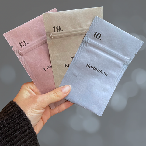 CeremonialCacao Adventskalender 2025 | Zeremonieller Kakao für tägliche Rituale | 24 Portionen in vier Themenreisen