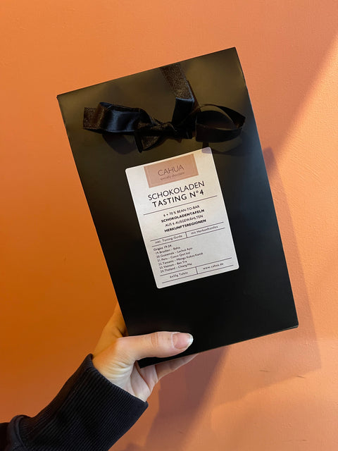 Origin Tasting Box N°4 - 6 x 70 % Bean-to-Bar Schokolade aus verschiedenen Herkunftsländern