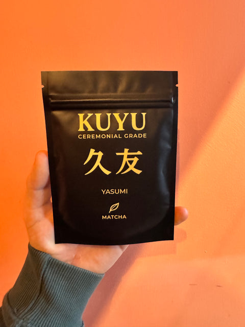 KUYU Matcha – Ceremonial Grade aus Japan, 30g | Premium Grüner Tee Pulver aus Kagoshima | Frisch vermahlen für Matcha Latte, Koicha & Usucha | Hochwertiger japanischer Tee